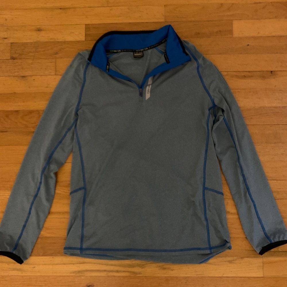 🌸 Running zip up hoodie